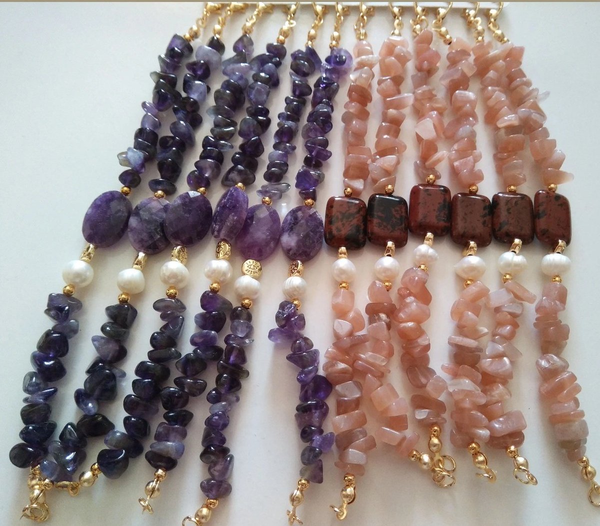 RT lütfen 😍 

Güneş taşı ve Ametist bilekliklerimiz sizlerle 
Ne kadar güzeller değil mi?
🌷 Sınırlı sayıda 🌷
Siz de kaçırmayın. AA+ kalite 🌟💜🧡