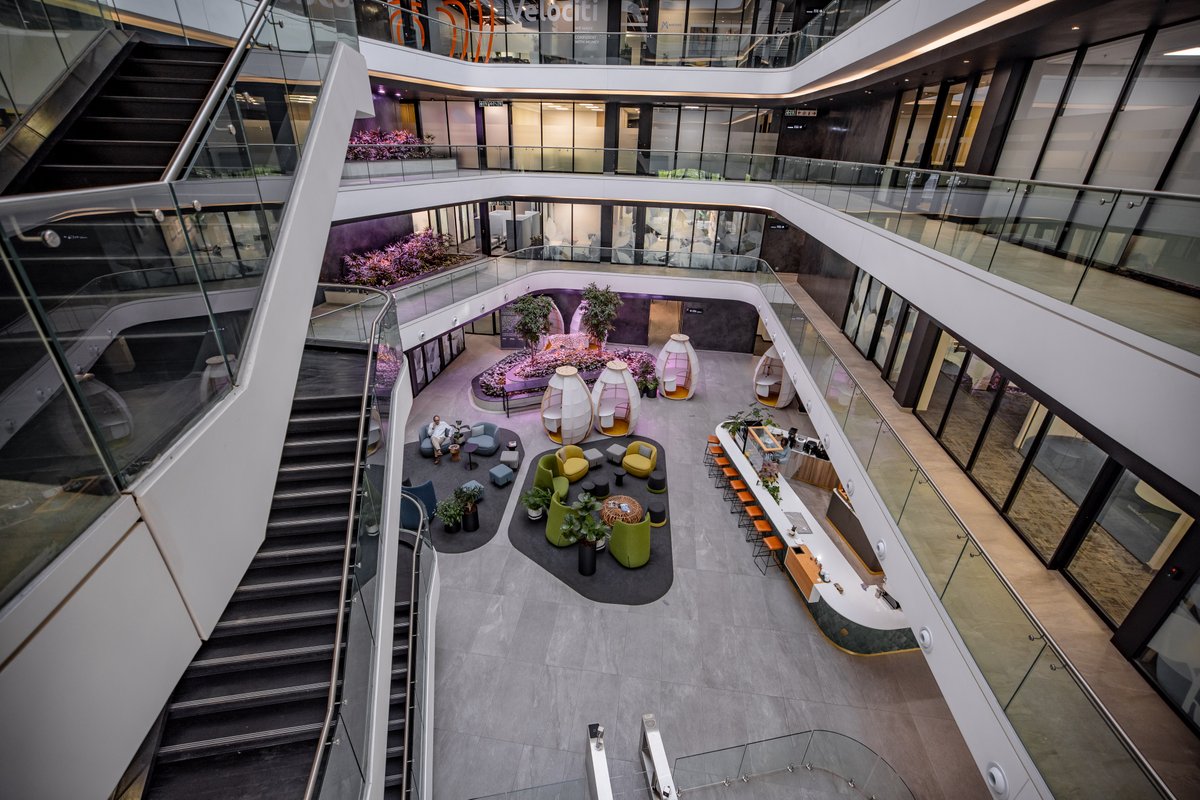 By mid-December, offices go quiet - but your to-do list doesn’t.

Colab becomes the unofficial HQ for freelancers, year-end admin, last-minute deadlines, and the “just need Wi-Fi for an hour” crowd.

📍 Colab at Menlyn Maine