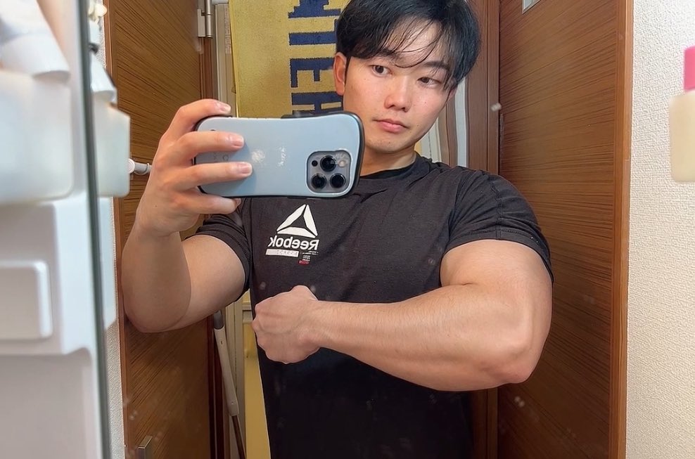 昨日はアウトレットで沢山買い物した☺️
1日休んだから今日は肩頑張った！💪