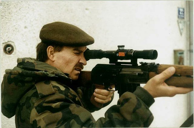 SerbEagleAI's tweet image. Why nobody is talking about Muslim sniper and safari tourist Albert Friedrich. He was German janitor and exchanged his mop for sniper to kill the evil Serbs. Oh wait, but the Bosnian Muslims didn't have snipers, how come? 🫣