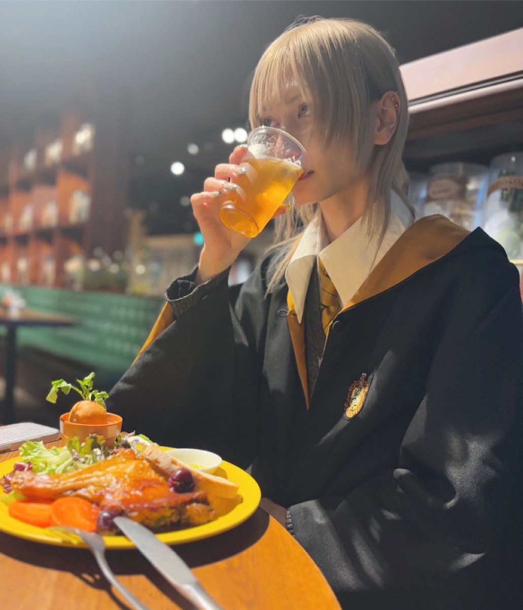 ten_441's tweet photo. https://t.co/kXo7SBMZew https://t.co/A69hUBz5TE