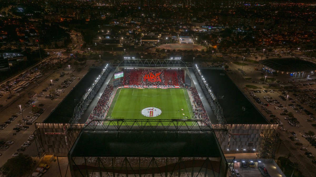 15,961 אדומות ואדומים צבעו אתמול את הבית שלנו באדום הכי יפה שיש ❤️
כמה שזה היה מרהיב ועוצמתי מהקרקע, ככה זה נראה מהאוויר 🤩🤩
הפתעות נוספות בהמשך - יש למה לחכות 😉
צילום: Flysafe