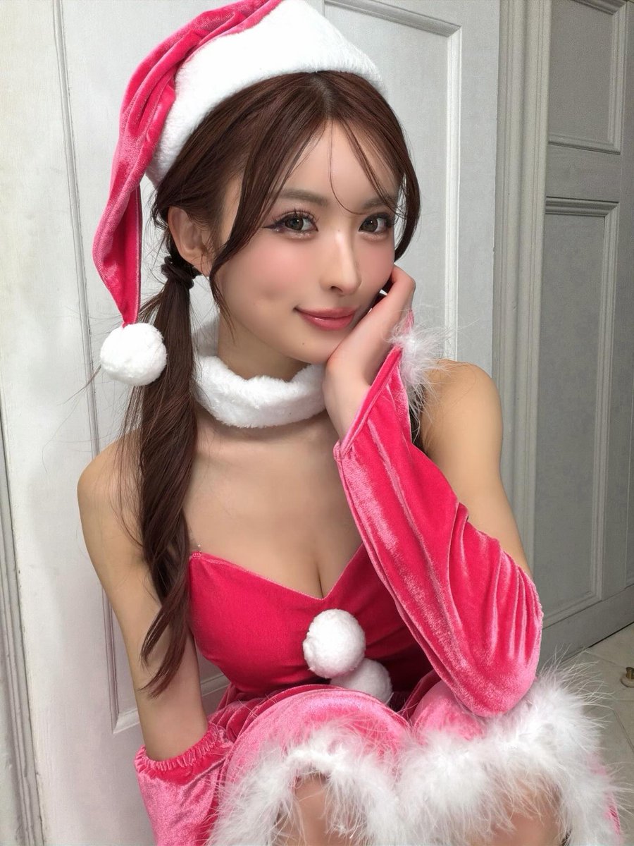 みやびピンクサンタで“あざと可愛い” ＼最強クリスマス🎀 ／ 柔らかい