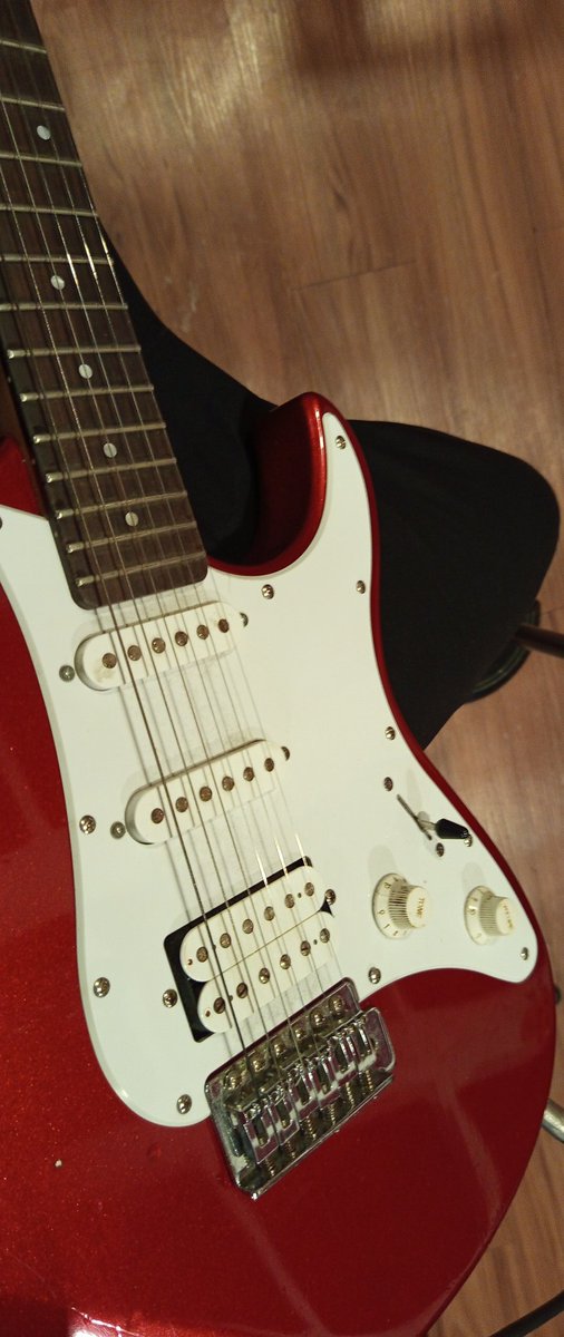 viktimely's tweet image. Hi oomfs req song (int bait)