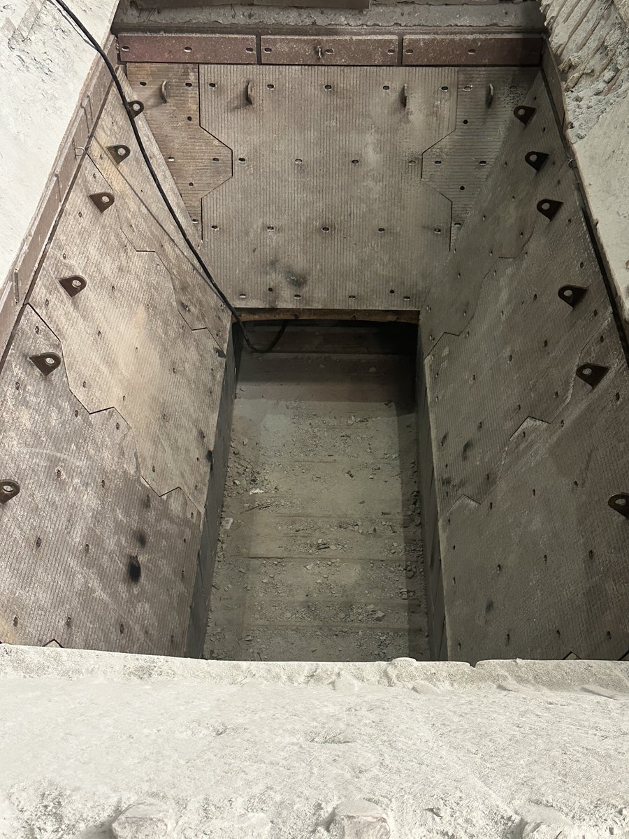 Hisanplate's tweet image. HISAN HS200 chromium carbide plates boost coal bunker durability—5–10 yr lifespan, 70%+ lower maintenance, fewer blockages &amp;amp; higher efficiency.
📩 HS@Hisantech.com 🌐 hisantech.com
#hisantianjin #wearplate #coalhandling