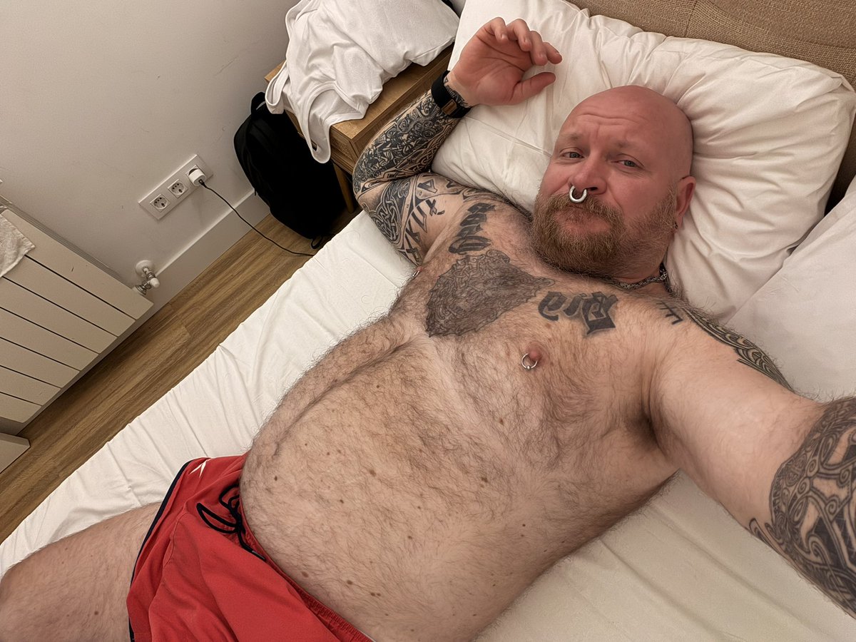 ThornerBear tweet media