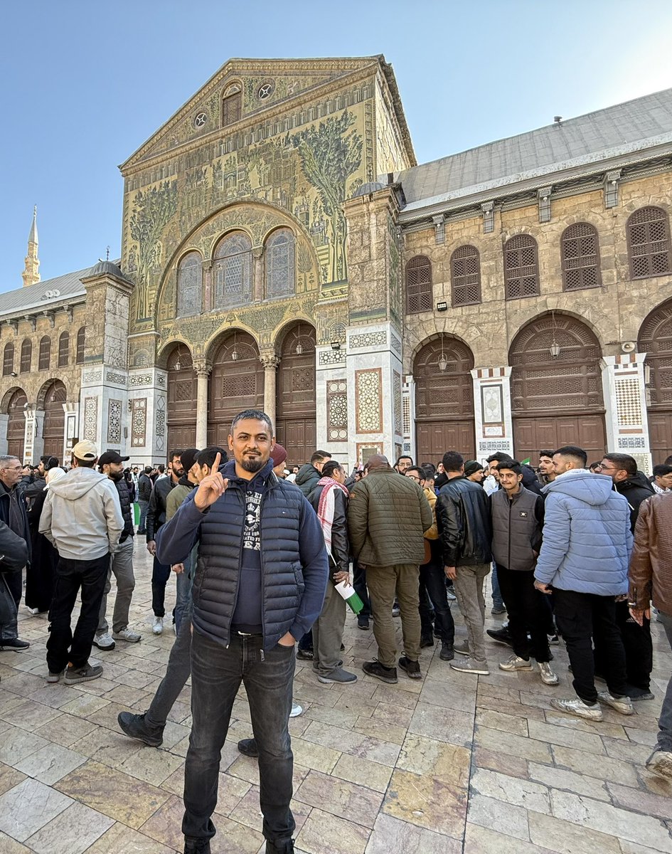 DillyHussain88's tweet photo. Congratulations to my Syrian brothers and sisters.

May Allah bless and preserve you all. Ameen.

The world forgot your struggle. They turned their backs on you. Superpowers and their proxies used your cause for their wicked and destructive agendas.

Hundreds of thousands were martyred, millions displaced, and entire cities reduced to rubble.

Yet against all odds, you persevered, remained steadfast, and fulfilled your covenant with Allah.

The land of Syria is blessed and honoured. Its people are blessed and honoured. It will remain so until Yawm al-Qiyama.

May Allah bless Syria’s martyrs, its widows, its orphans, its defenders, and its rebuilders. Ameen.

May Allah bring peace, security, and prosperity to Syria. Ameen.