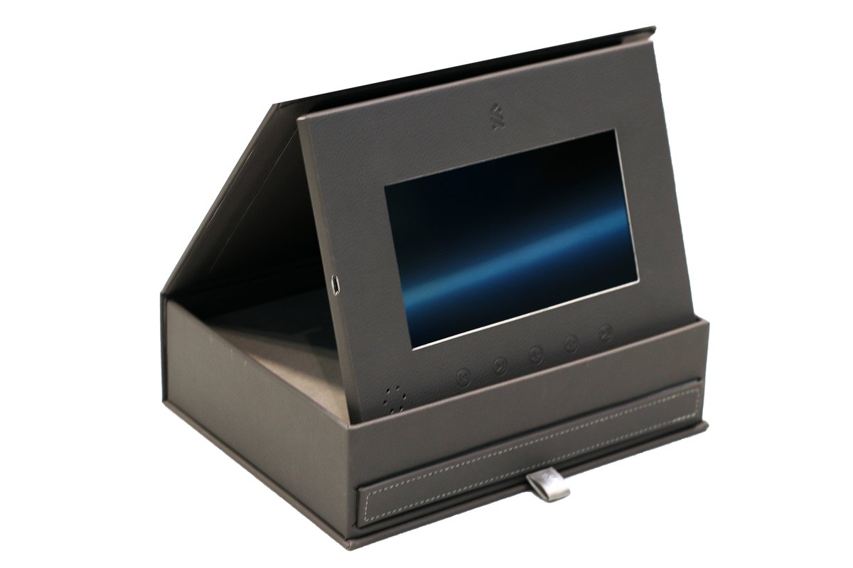 shinyltd's tweet image. Make your brand unforgettable.
Our customized Video Boxes deliver an immersive unboxing experience that instantly captivates international clients.
From design to production, we help you communicate your brand story with style and innovation.
#VideoBox #Heshengcards #B2BMarketing