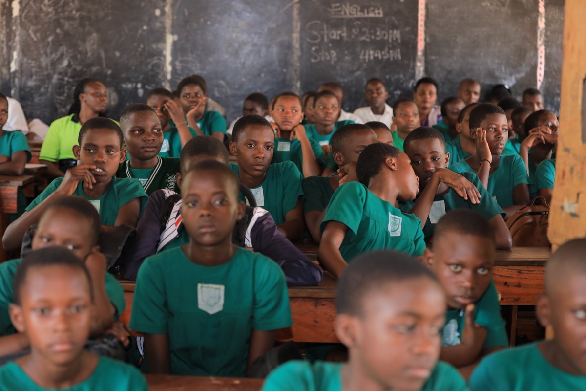 gracepads's tweet photo. Last week's engagement at Mackay Primary School created a safe space for learning, where students asked thoughtful questions about menstrual health ,breaking stigma and building confidence.

#HealthEducation #DignityForGirls #URCS https://t.co/fMs6VTtxZj