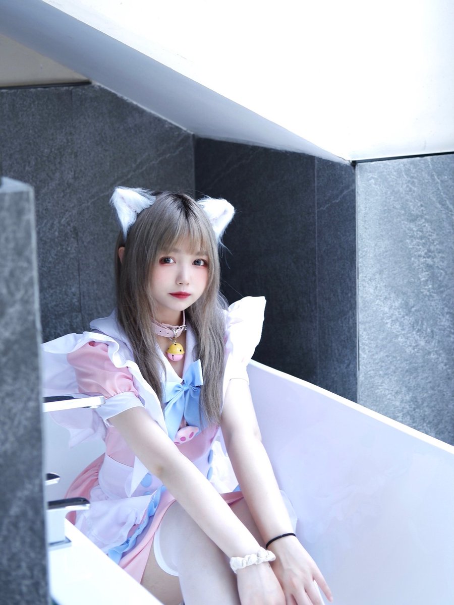 bcbb0501's tweet photo. master~do u like me ? how do u think? take a shower or eat me at first...?
#私房拍摄 #私房攝影 #写真で伝える私の世界 #気になる #上海线下 #上海SM #上海约拍 #上海大学生 https://t.co/NsbFG6znTv