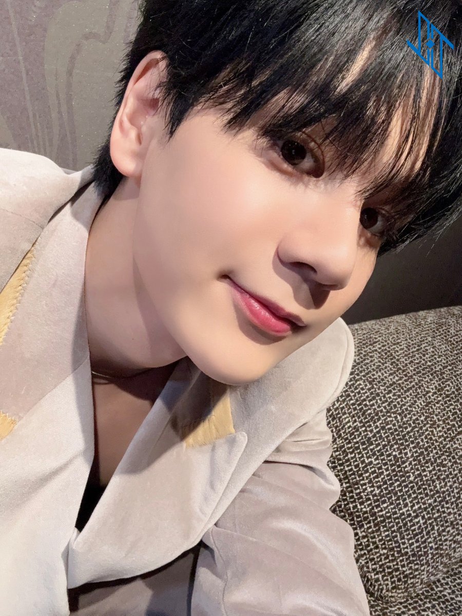 JO1 FCコンテンツ
『JO1交換日記』更新

こんにちは、豆原一成です。

…続きは
JO1公式HP FCコンテンツ
『RELAY BLOG』よりチェックして下さい
▶️jo1.jp

#JO1 #JO1交換日記 #豆原一成 #MAMEHARAISSEI