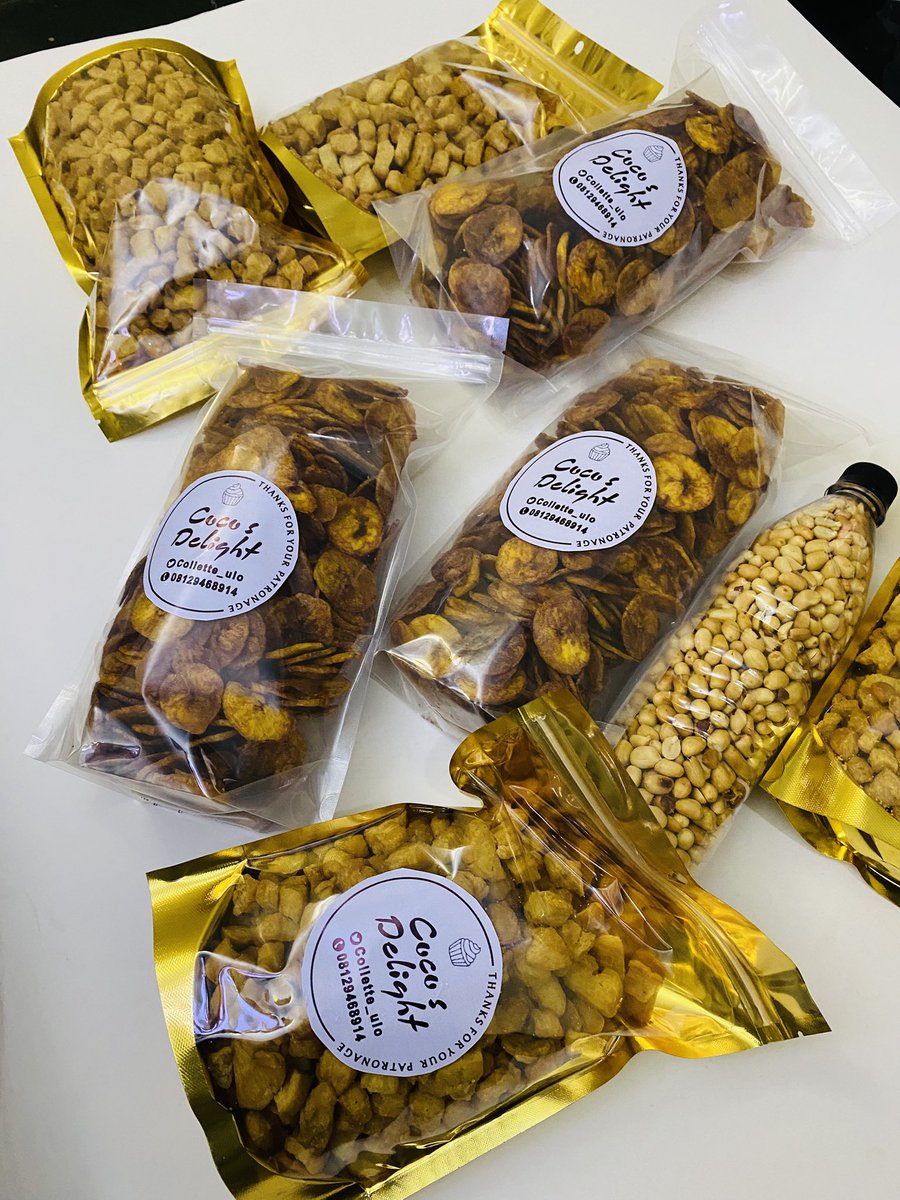 The season is upon us🎉🎉🎉

Chin chin and plantain chips are now available 🤓🤓