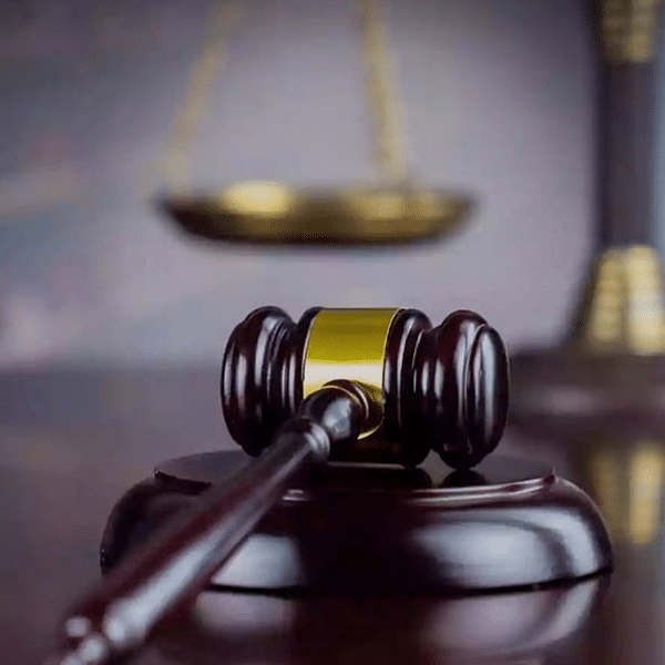 telecompetitor's tweet image. According to AT&amp;amp;T, the company sent a cease-and-desist order to T-Mobile on November 26, but T-Mobile has refused to comply. Read full article here: telecompetitor.com/att-sues-t-mob…

#att #tmobile