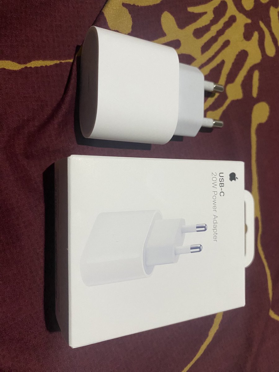 oatlnwos's tweet photo. ขาย
หัวชาร์จของแท้ apple 20w type c มือสองสภาพดีมาก ใช้งานประมาณ4เดือน
300บาทรวมส่งครับ #สายชาร์จ #หัวชาร์จ #สายชาร์จไอโฟน #หัวชาร์จไอโฟน #ส่งต่อหัวชาร์จ https://t.co/430Go4N4wL