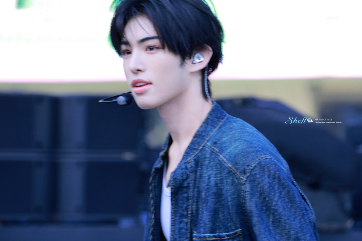 shell_minje's tweet image. 251207 ACON

#킥플립 #KickFlip #민제 #MINJE