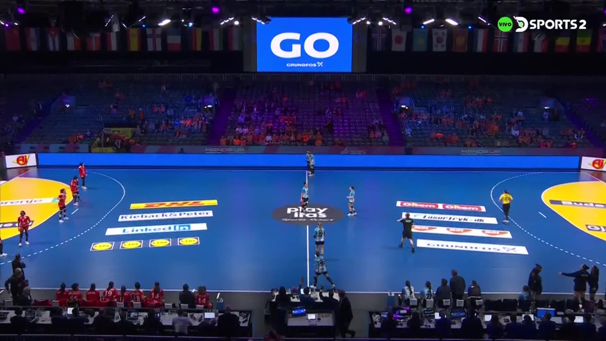 ¡ARRANCÓ EL PARTIDO! 🤾‍♀

Túnez 🇹🇳 y Argentina 🇦🇷 se enfrentan por el grupo 3 del Mundial Femenino de Handball 2025.

🤔 ¿Quién será el ganador?

#HandballEnDSPORTS | #GERNED2025