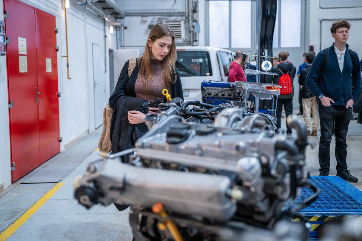 Fakulta strojního inženýrství VUT v Brně tweet media