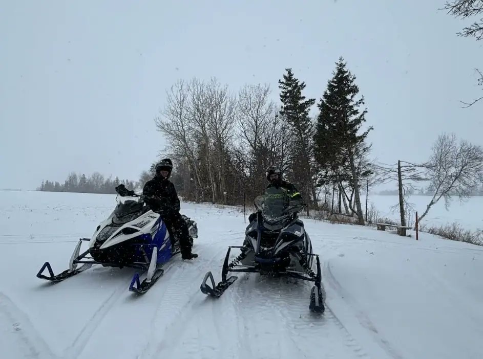 plplnewscom's tweet photo. Funds Help Reopen Eastern Ontario Snowmobile Trails
Read more about it👇
https://t.co/NfIPYHYHba

#Ontario #SnowmobileTrails #OFSC #TrailReopening #EasternOntario #WinterTourism #Snowmobiling #OntarioNews #InfrastructureFunding #OutdoorRecreation https://t.co/p7VQP8HP3a
