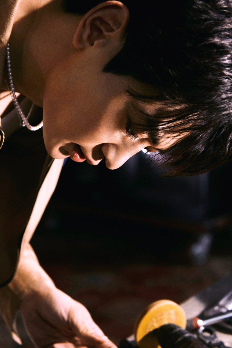 MINHO 민호 'TEMPO' Image Teaser #1  

MINHO 민호 The 1st Single 【TEMPO】 
➫ 2025.12.15 6PM (KST)

💿Pre-order
MINHO.lnk.to/TEMPO

#MINHO #민호
#TEMPO #MINHO_TEMPO
#SHINee #샤이니