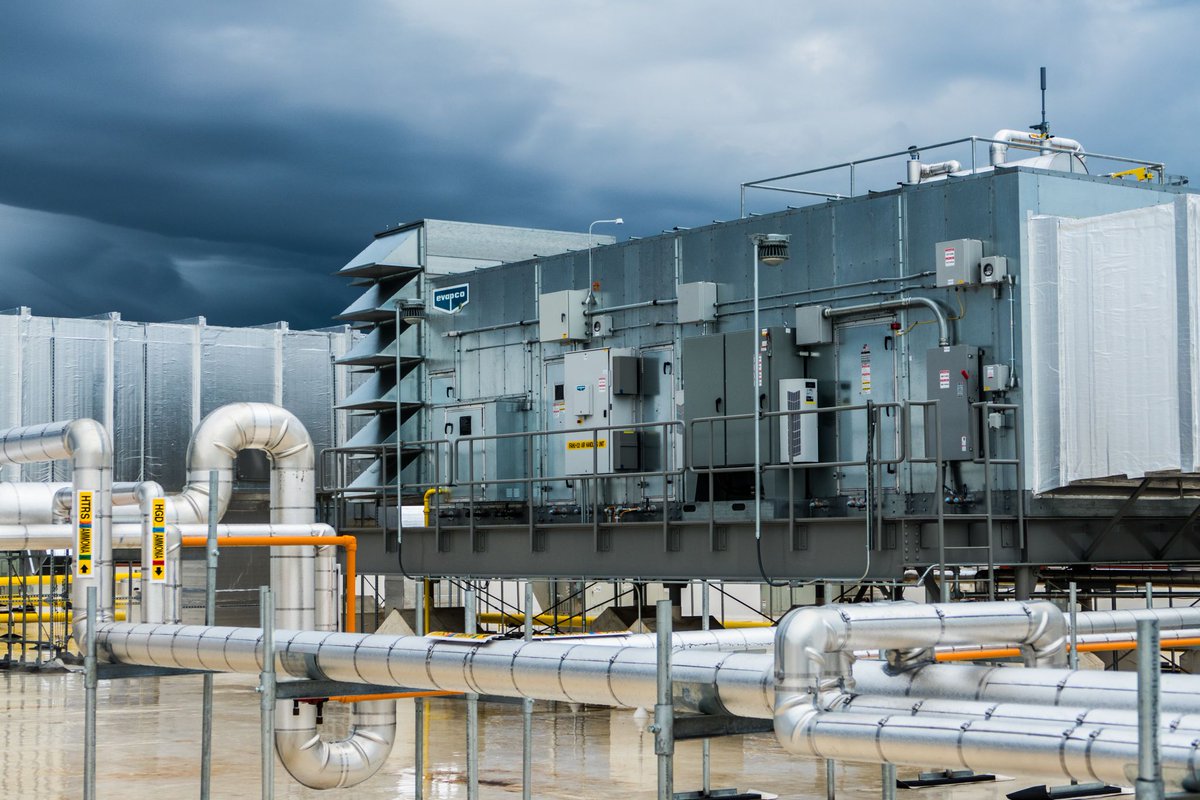 Kuhlman Incorporated has recently finished constructing a state-of-the-art two-stage ammonia refrigeration system for a food processing facility.

#EVAPCO #IndustrialRefrigeration #HygenicAirHandlers #AmmoniaCooling