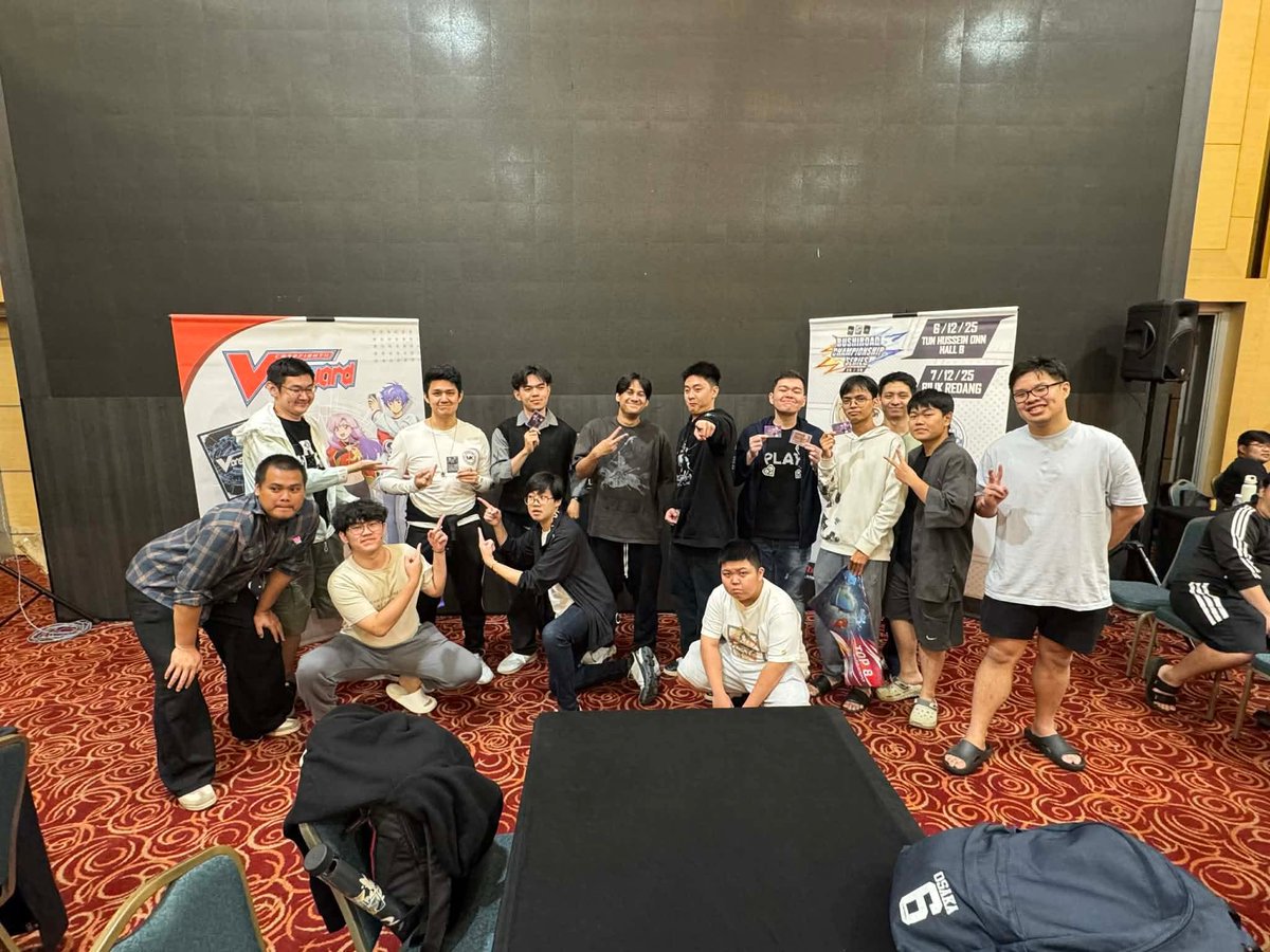 It has always been my passion to travel and play Vanguard. Despite missing my GF and NA friends a lot, SEA has been nothing but amazing experiences. From Indonesia, Vietnam and Malaysia, I made a lot of friends and memories, good foods and vibes. So thankyou guys for having me 🫡