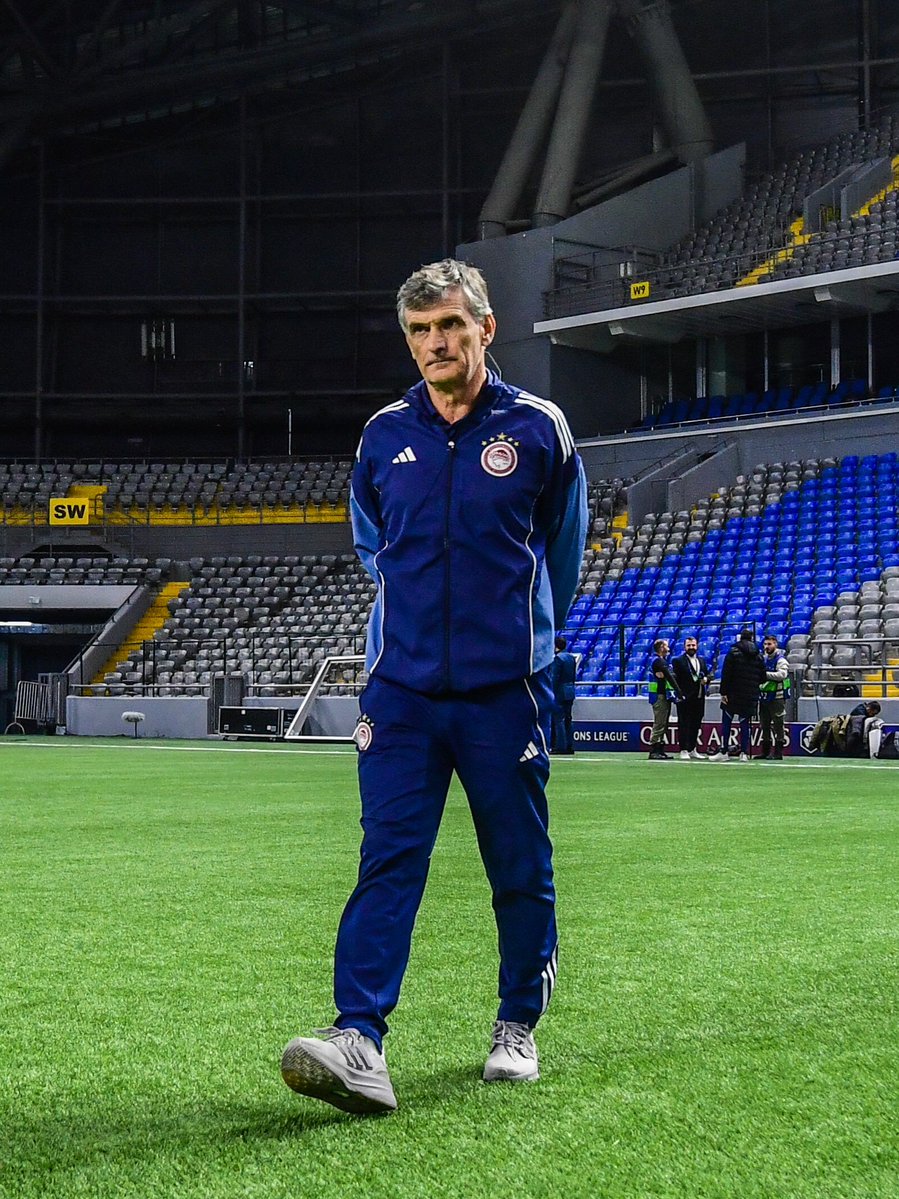 RedAnalyst7's tweet image. Για να βάλει ζακετα, έχει κρύο.