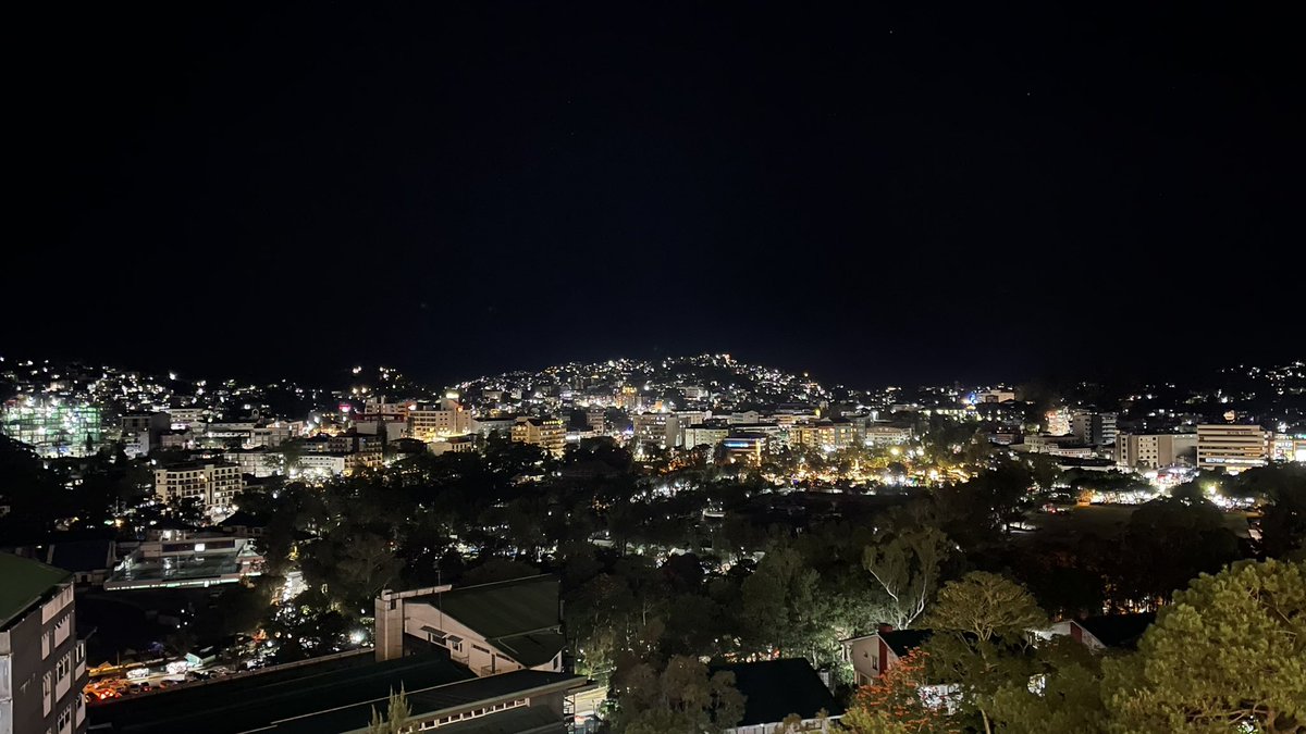 _rbdr's tweet image. Hanap ng kausap over coffee and this view please. Tsaka alam mo na after. Charoooots.  Tara?

#alterbaguio
#alterbenguet
#alterph