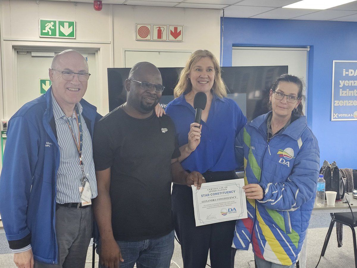 A year of hard work. A year of standing up for Joburg.

Ending the year by recognising teamwork and those who never stopped fighting for residents.

#BelieveInJoburg #Zille4Mayor