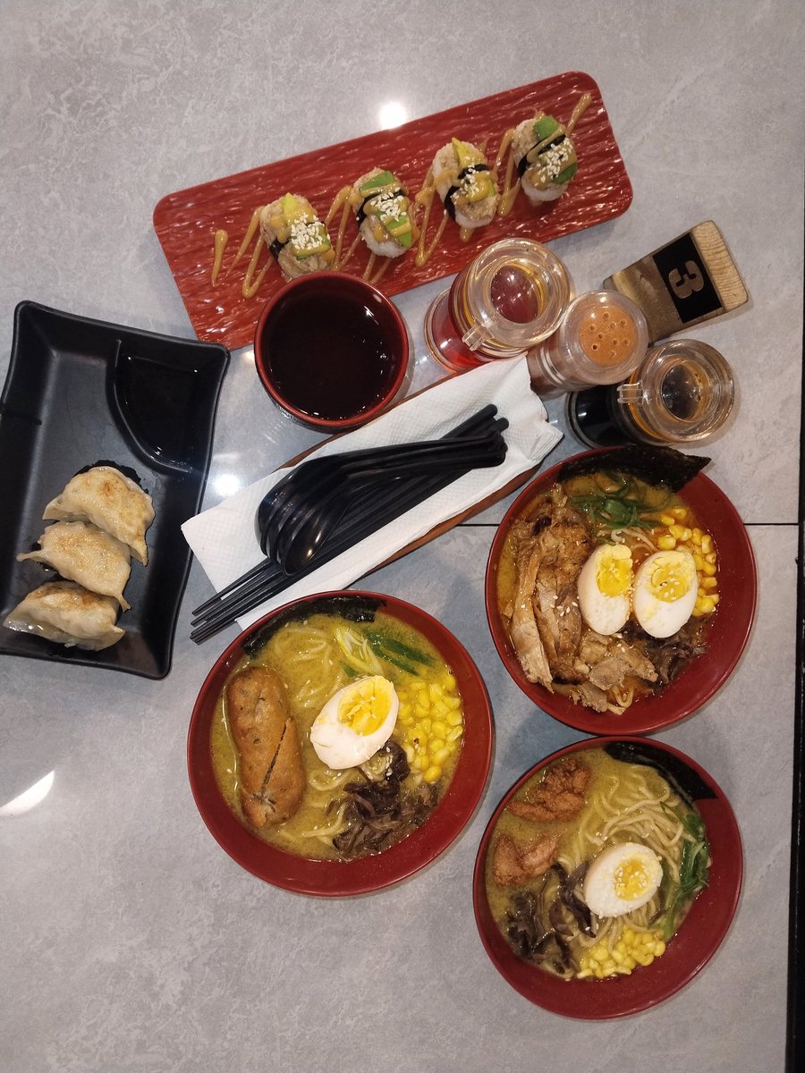 Madeear1's tweet image. Yesterday's w/ my best friends