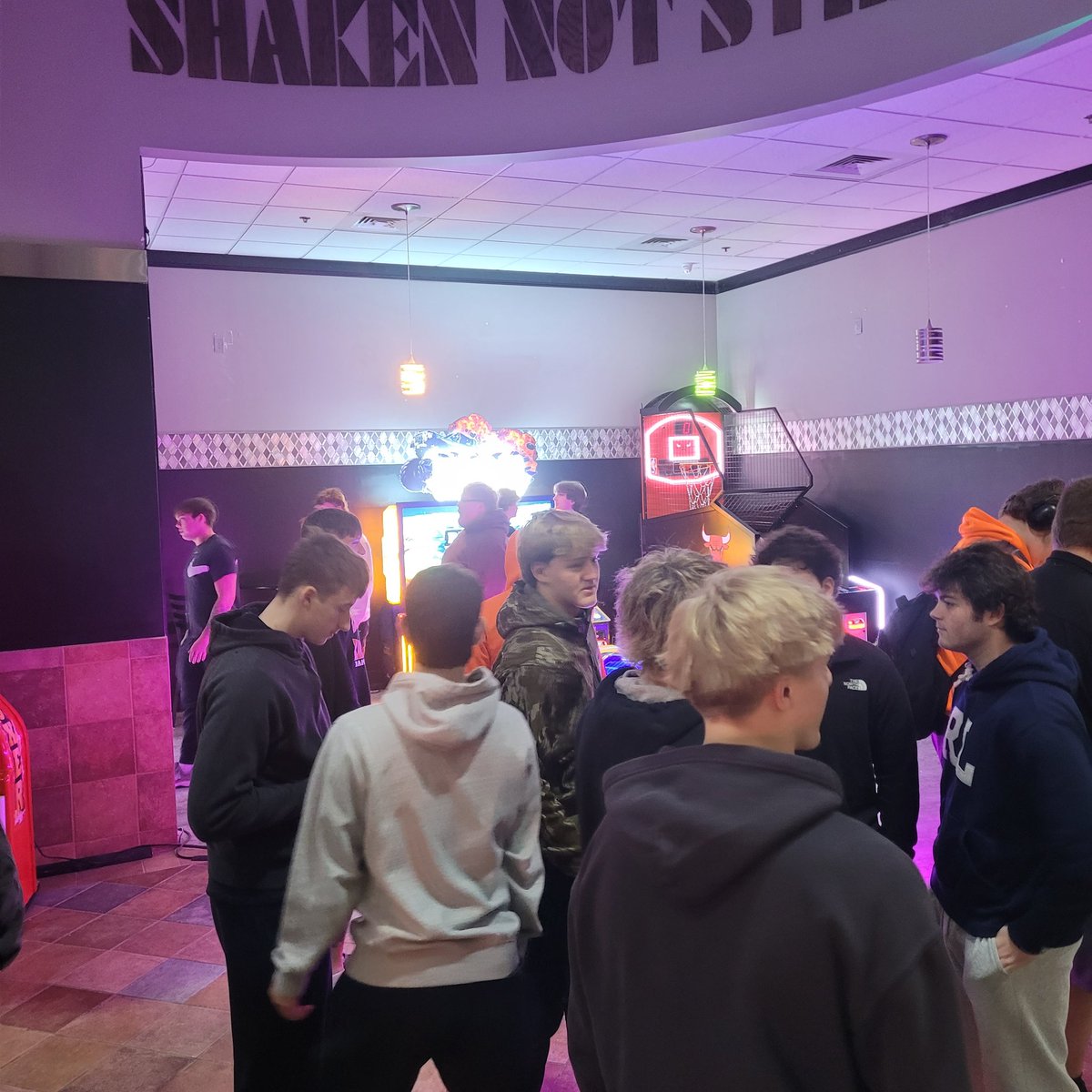 Tom Collins tweet media