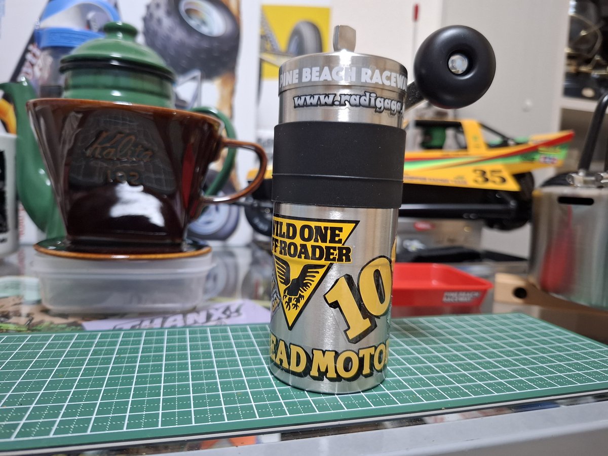 コロナ監禁で暇すぎで
お気に入りのポーレックスを
ステッカーチューン(笑)

#TAMIYA　#タミヤ
#ラジコン　#rccar