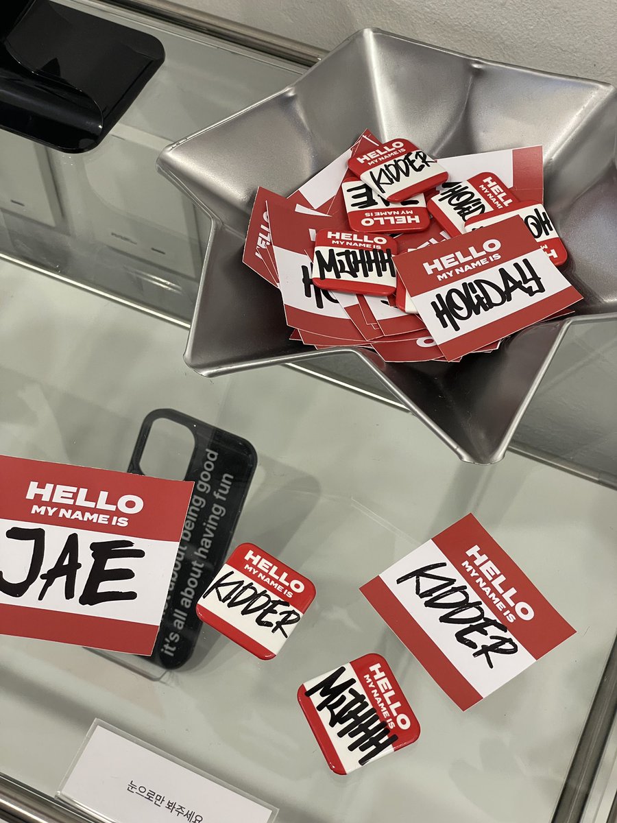 𝙔 ∞ tweet media