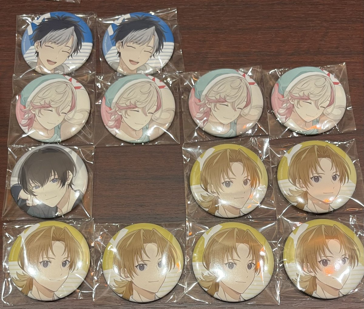 アオペラ 光緒 カフェ 缶バッジ 80個セット 交換・譲渡】アオペラカフェ 缶バッジ 譲》 壱5、燐5、道貴4、ルカ4