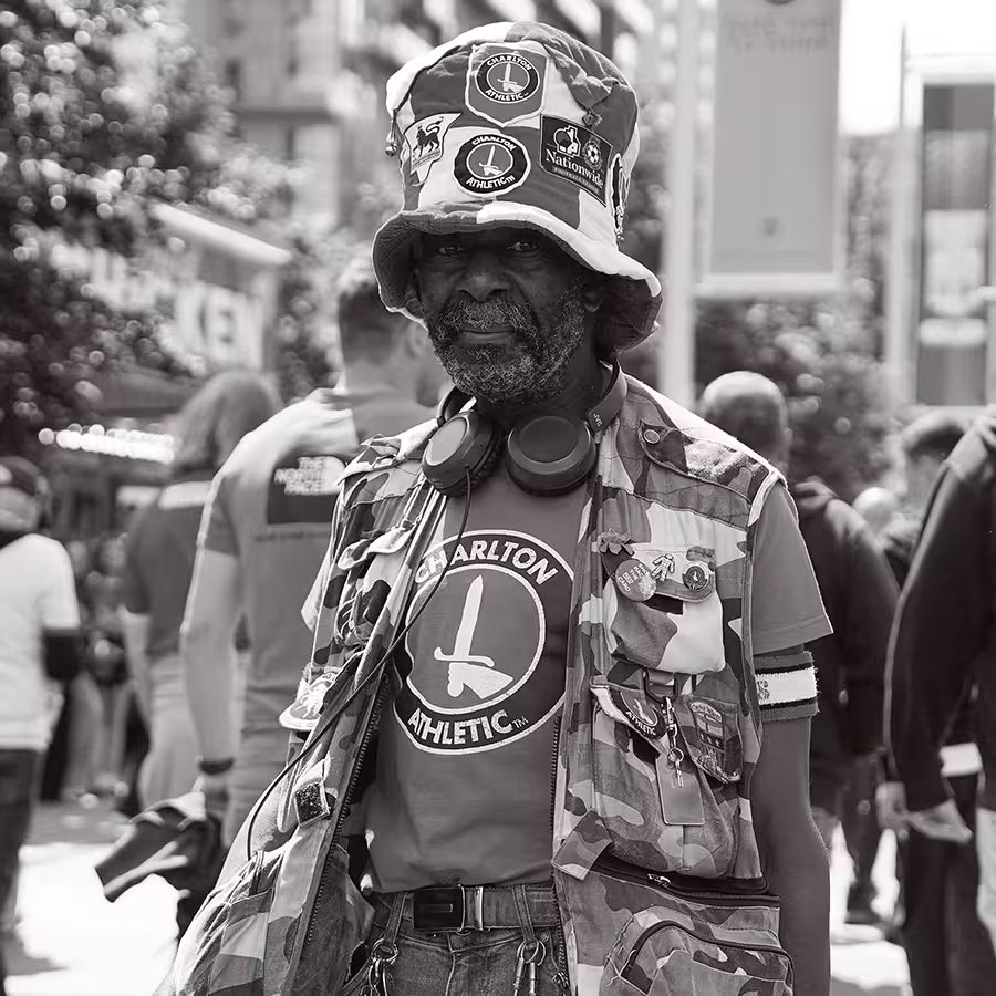 MarcoMatrix1's tweet image. RIP Headphones Norm @CAFCofficial @charltonfrance