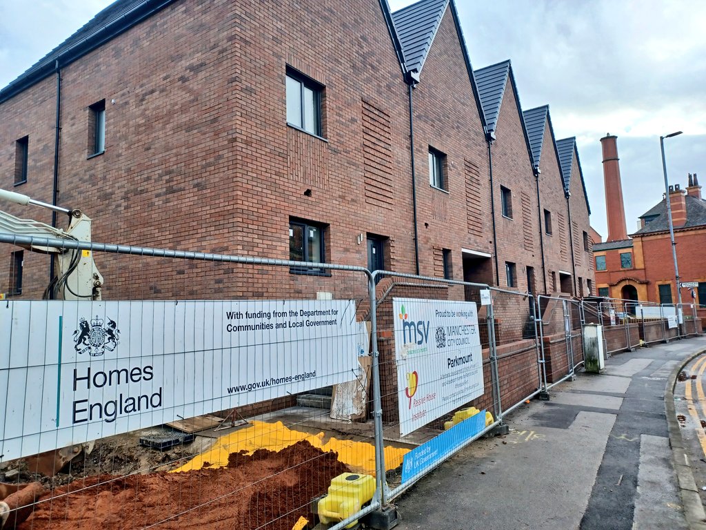 Gavin White tweet media