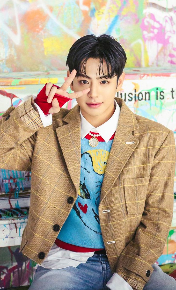 evnnepopbase's tweet image. EVNNE’s Keita about regarding the group’s future activity announce

🐼 Although there’s disappointment after the notice, let’s make the time we still have together into a good memory 
🐼 and I’m so, so grateful to everyone who worked hard so we could stay together until the end.