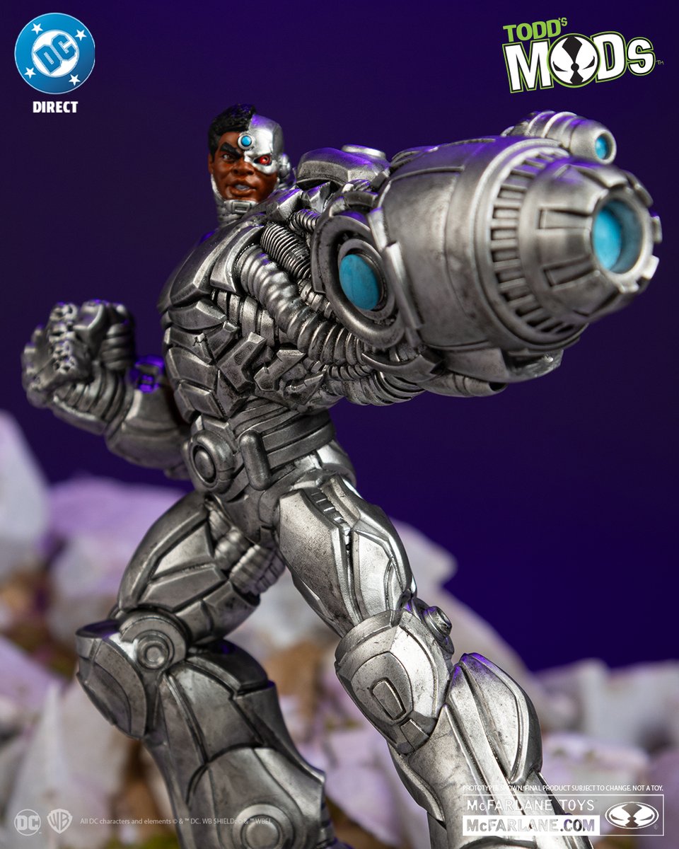 mcfarlanetoys's tweet image. Cyborg™ 4.5" scale Todd's MODs Limited Edition collector vinyl figure launches for pre-order on DECEMBER 11th at select retailers!  

#McFarlaneToys #DCDirect #Cyborg #JusticeLeague #DCComics #ToddMcFarlane #ToddsMODs
