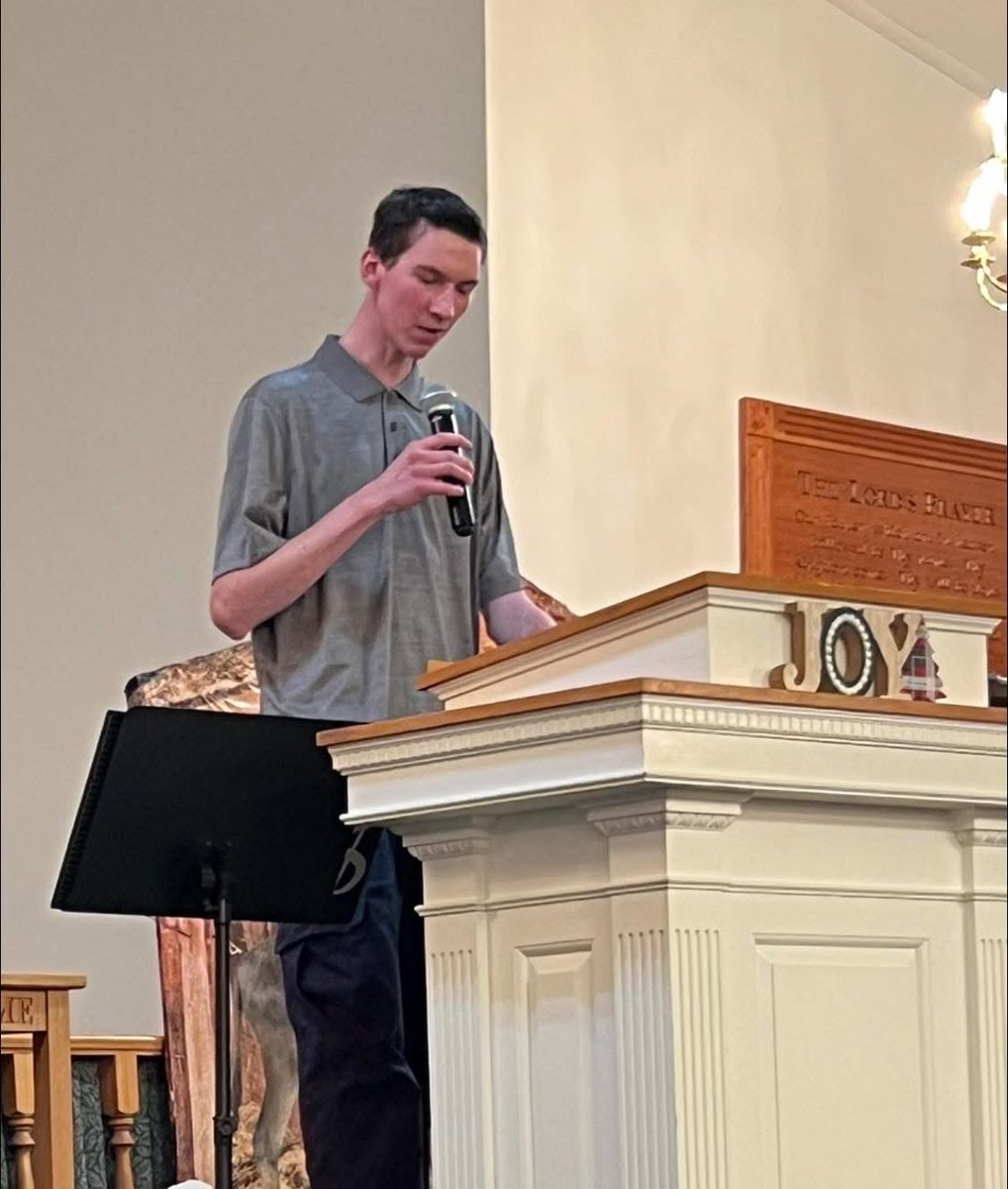 lakemorecgma's tweet photo. What a great youth takeover service with our NXT Wave Youth group. They all did a great job this evening along with Minister John Higgins.

#fellowship #worship #praise #wordofGod  #faith #love #church #youthledservice #youthservice #youthtakeover  #springfieldtownship #akron https://t.co/gJSgXiyOca