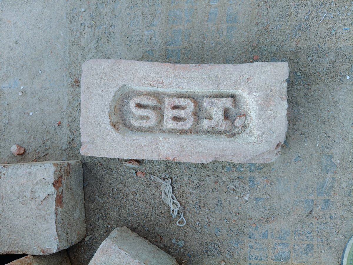 SBI की 🆕 ब्रांच यहां ओपन हो गई है जिस को भी संपर्क करना है इस ब्रांच के लिए कर सकता है 

अब बताओ बैंक से लेकर SBI कहा कहा पहुंच गया है

क्या अपने भी ये ब्रांच पहली बार देखी है कमेंट करके जरूर बताएं????