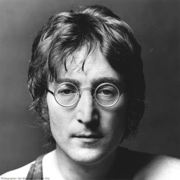 #EFMRDS
¿Qué sonaba hace 45 años, en 1980?
Un día como hoy era asesinado <a href="/johnlennon/">John Lennon</a> y de 12 a 13 hs vamos repasar SOLO canciones del año 1980.
<a href="/lanacionmusica/">LA NACIÓN 104.9</a>