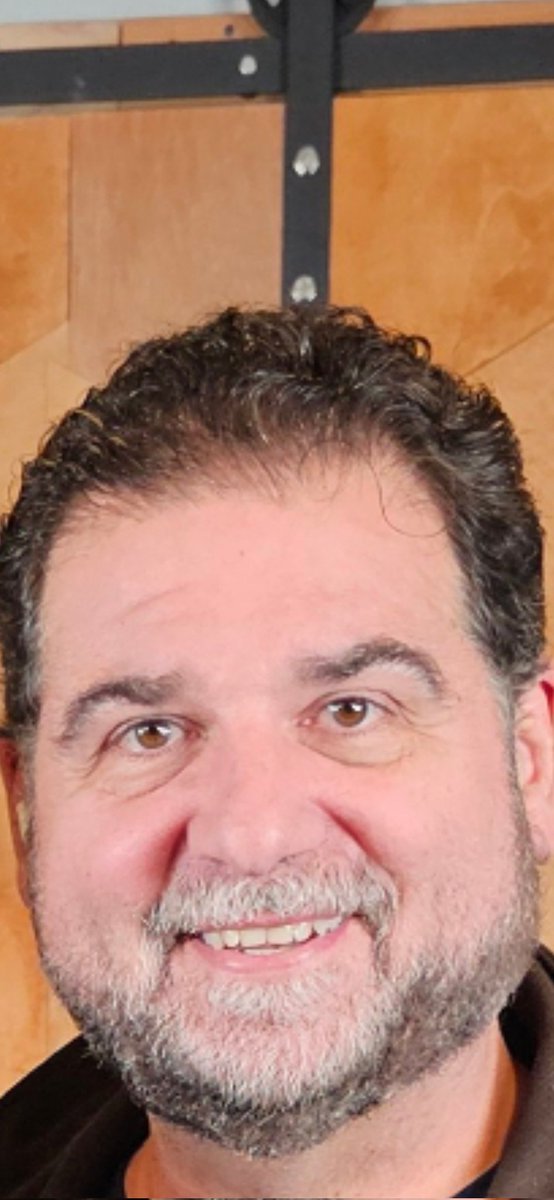 checho3701's tweet image. Imagine this guy talking about other people's appearances.