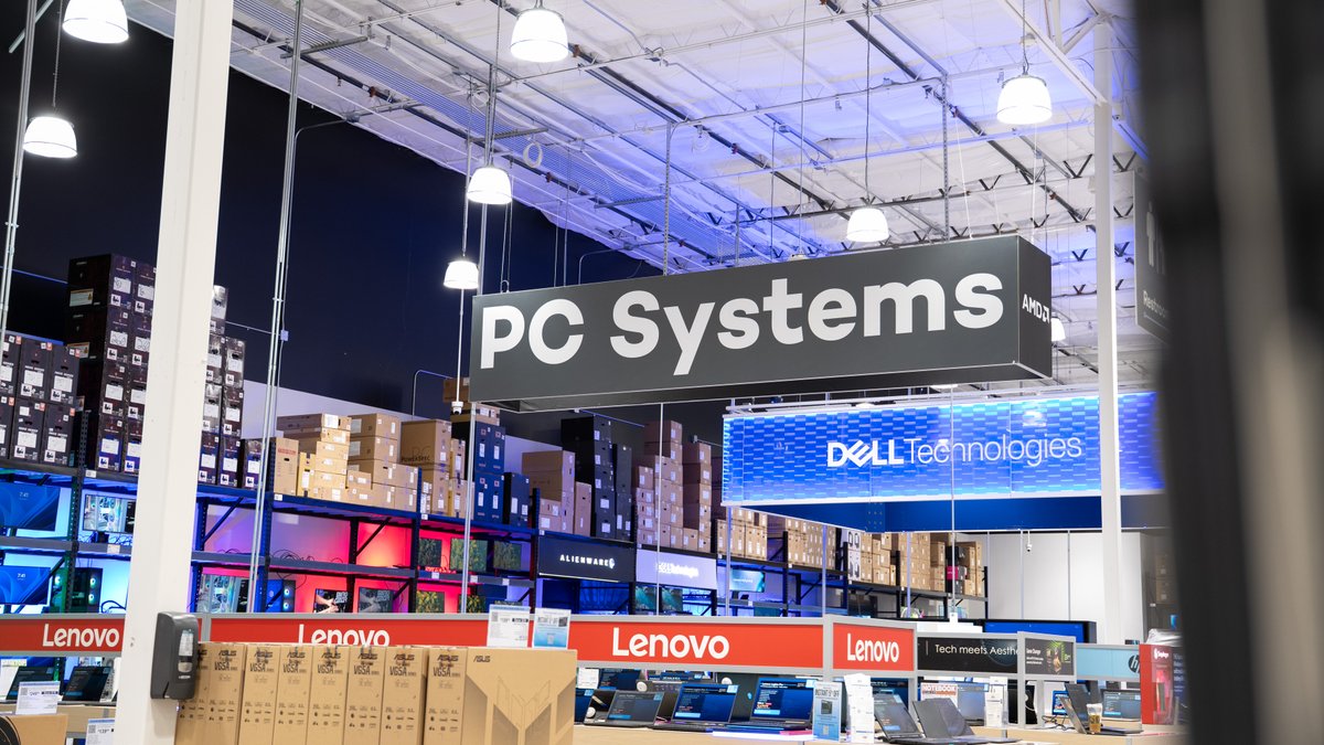 Micro Center tweet media