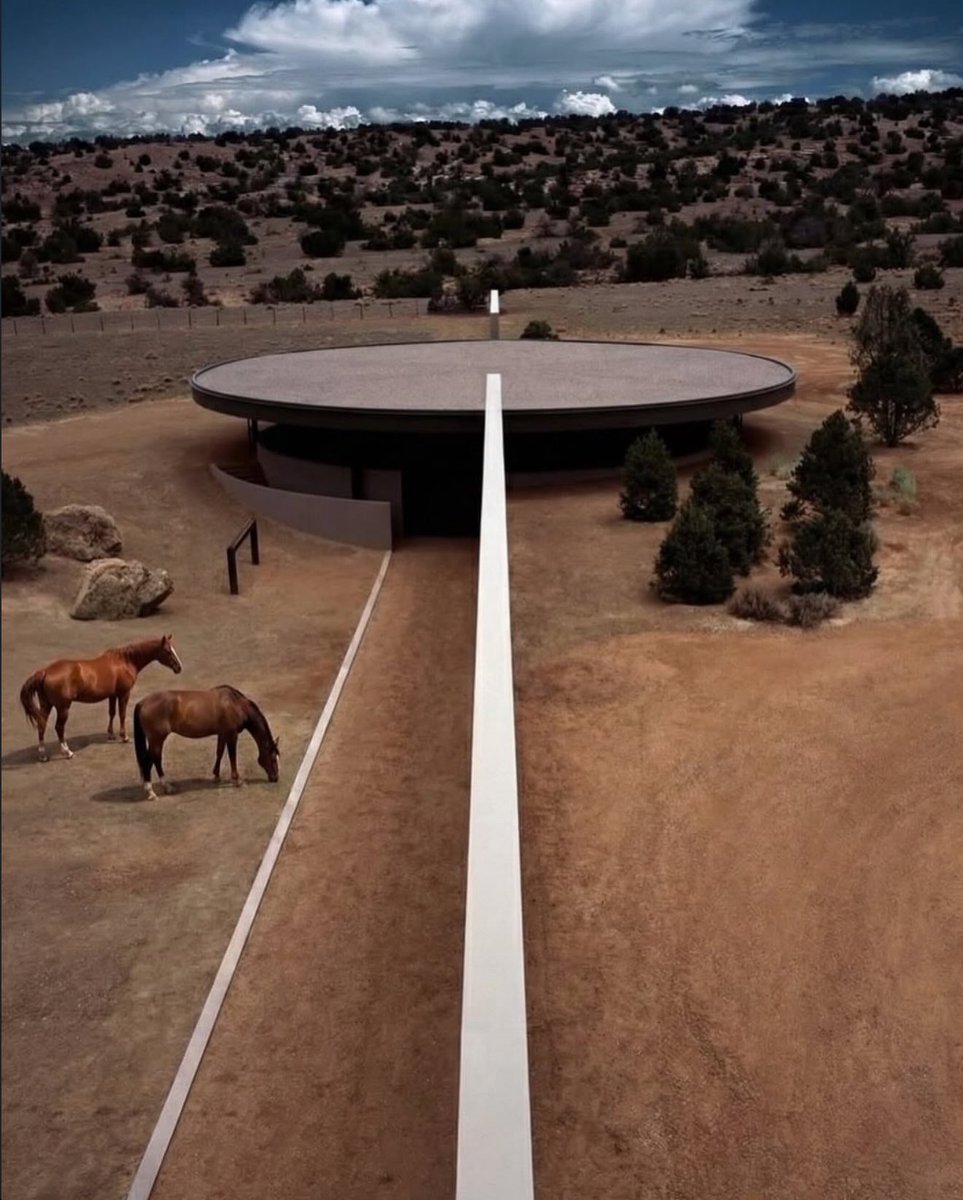 StreetFashion01's tweet image. Tom Ford’s Ranch in New Mexico that sold for $48 Million 🤯