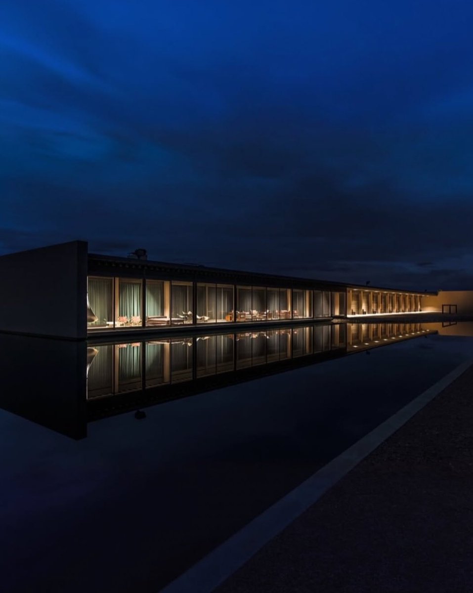 StreetFashion01's tweet image. Tom Ford’s Ranch in New Mexico that sold for $48 Million 🤯