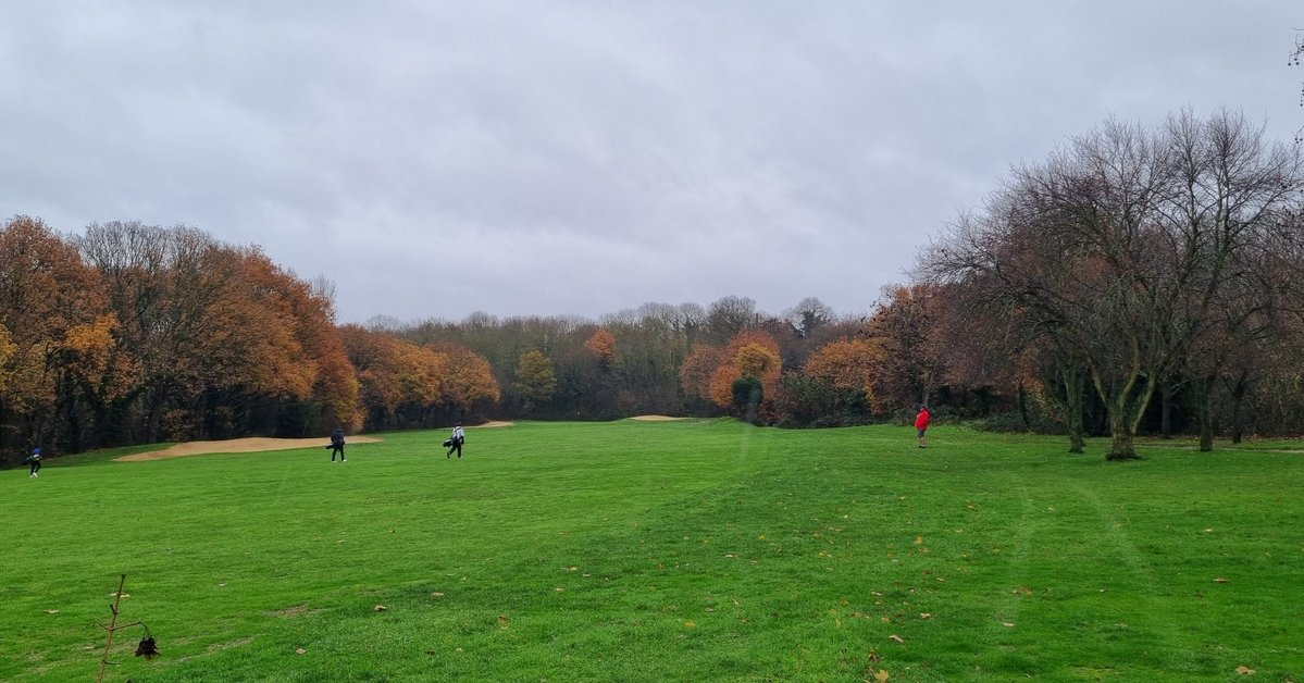 On Sunday the Futures Tour stop was <a href="/westmiddgc/">West Middlesex G.C</a> 

It's fair to say the juniors competing were experiencing one of the best starting holes in Middlesex Golf <a href="/westmiddgc/">West Middlesex G.C</a> 

Stay tuned for all the final scores and Mid point league table 👏

#futurestour
