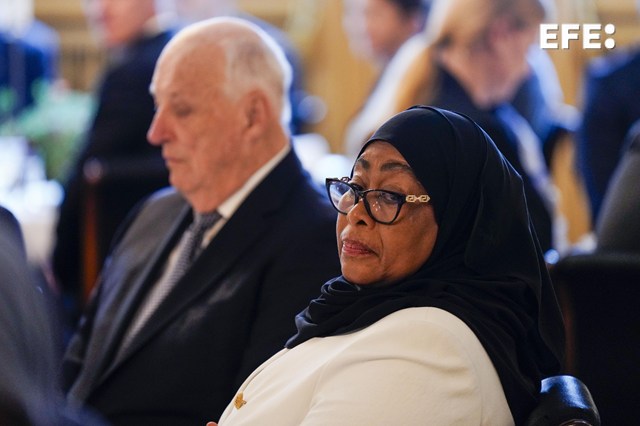 EFEafrica's tweet image. Las autoridades tanzanas han detenido arbitrariamente al menos diez presuntos organizadores de protestas y simpatizantes de la oposición en vísperas de las manifestaciones nacionales convocadas para el 9 de diciembre, advirtió este lunes Human Rights Watch (HRW).