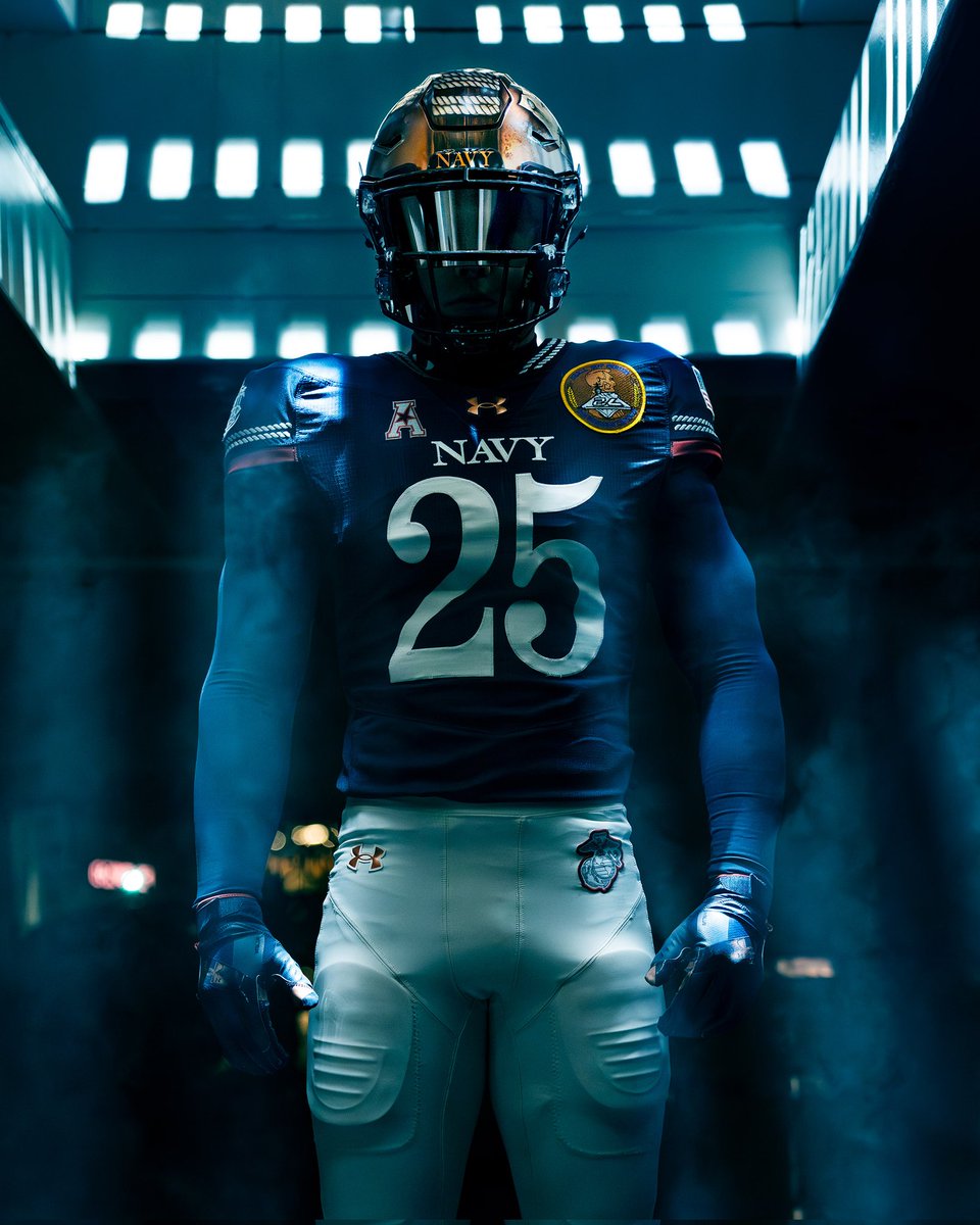 That's some Ooh-Rah badassery right there! 🇺🇸⚓️