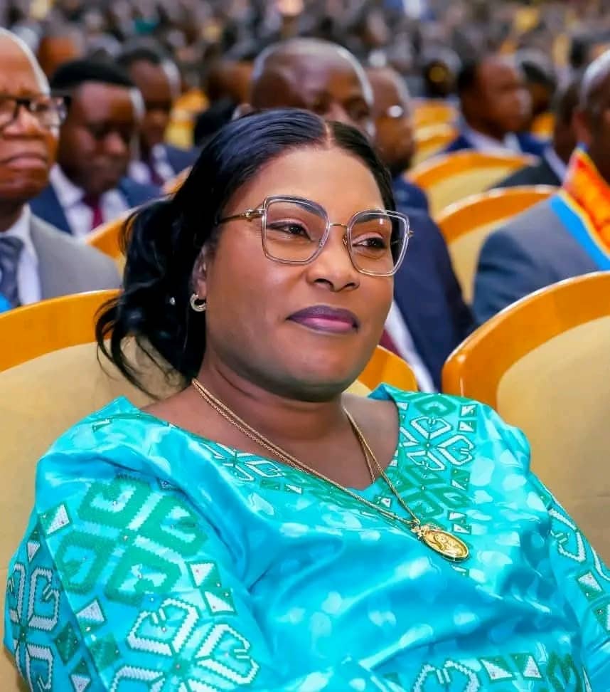 JeanBoscoNgodja's tweet photo. La Gouverneure du Lualaba, S.E. Fifi Masuka, a honoré de sa présence la séance solennelle du Congrès dédiée au discours sur l’état de la Nation du Président FATSHI. Sa participation illustre une fois de plus son engagement à soutenir et à accompagner la vision du Chef de l’État. https://t.co/6wg8JuG5cb