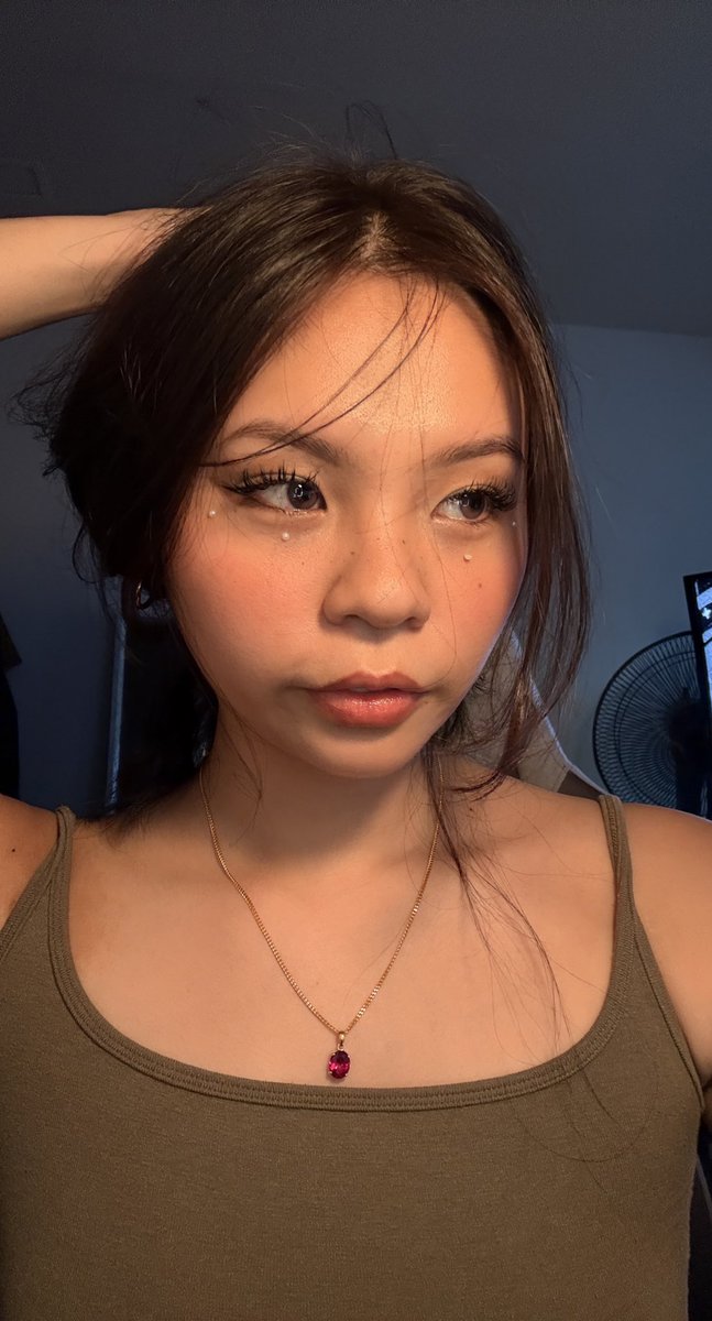 jooesty's tweet image. face card never declines 🫧