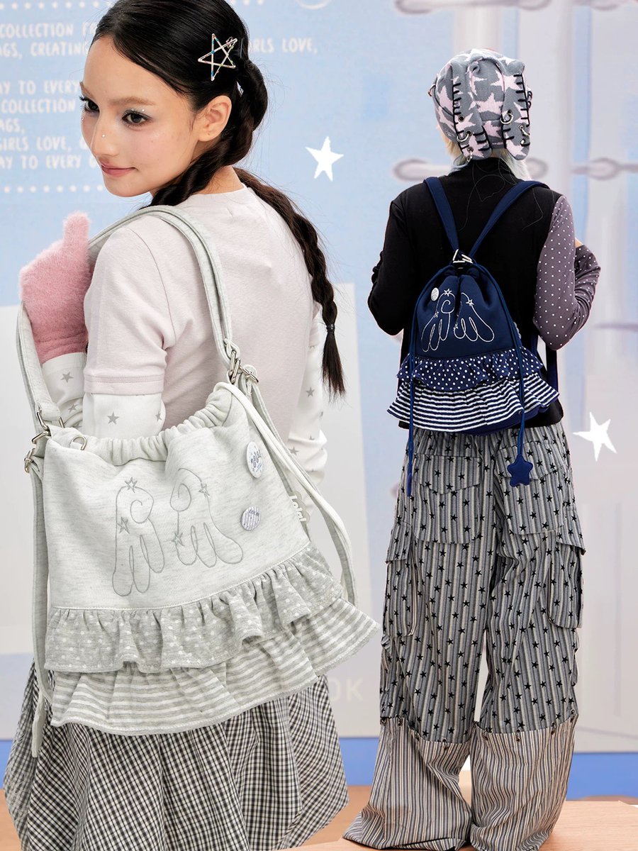 merryxthingsss's tweet photo. Lola Design🪽กระเป๋าสะพายข้าง/หลัง เนื้อผ้า ลายใหม่ จัดโปรพรี＊(1,050฿) มัดจำ 525 รวมส่ง💗 size 28x11x32 cm 

พรี 7-15วันหลังส่งกลับ
order via dm
#loladesign #พรีจีน #กระเป๋าเป้ #กระเป๋า https://t.co/hA3IYy7nkb